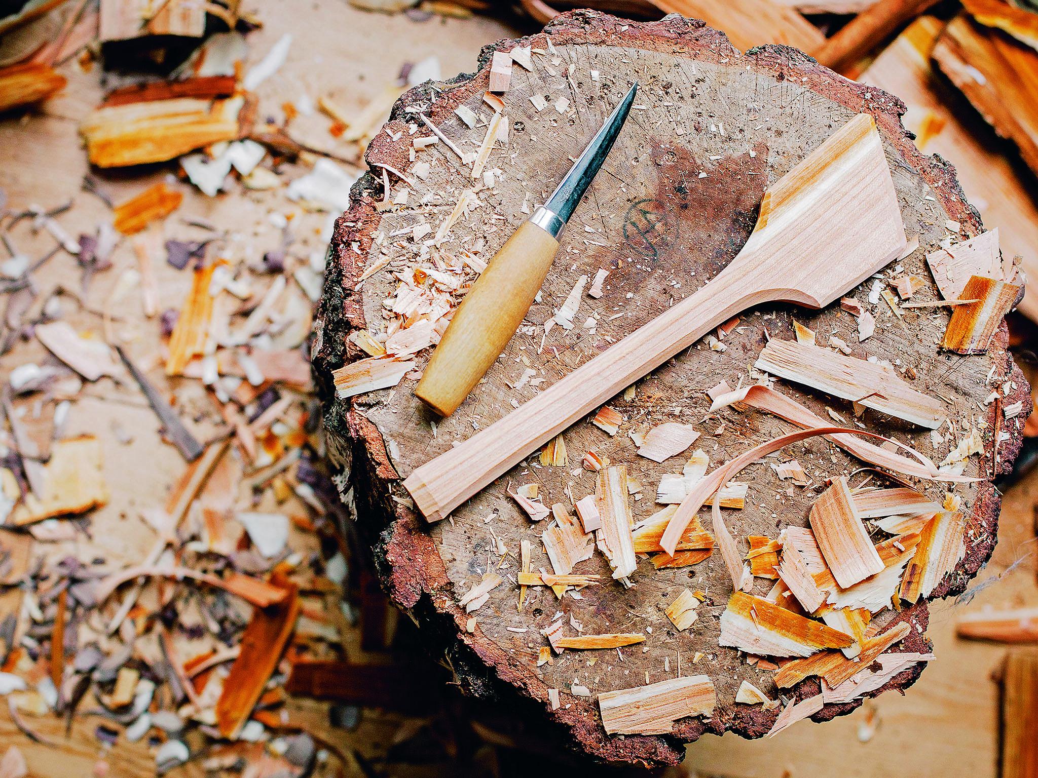 Although a spatula is not a spoon, Ethan says it is a good place to start learning to carve them