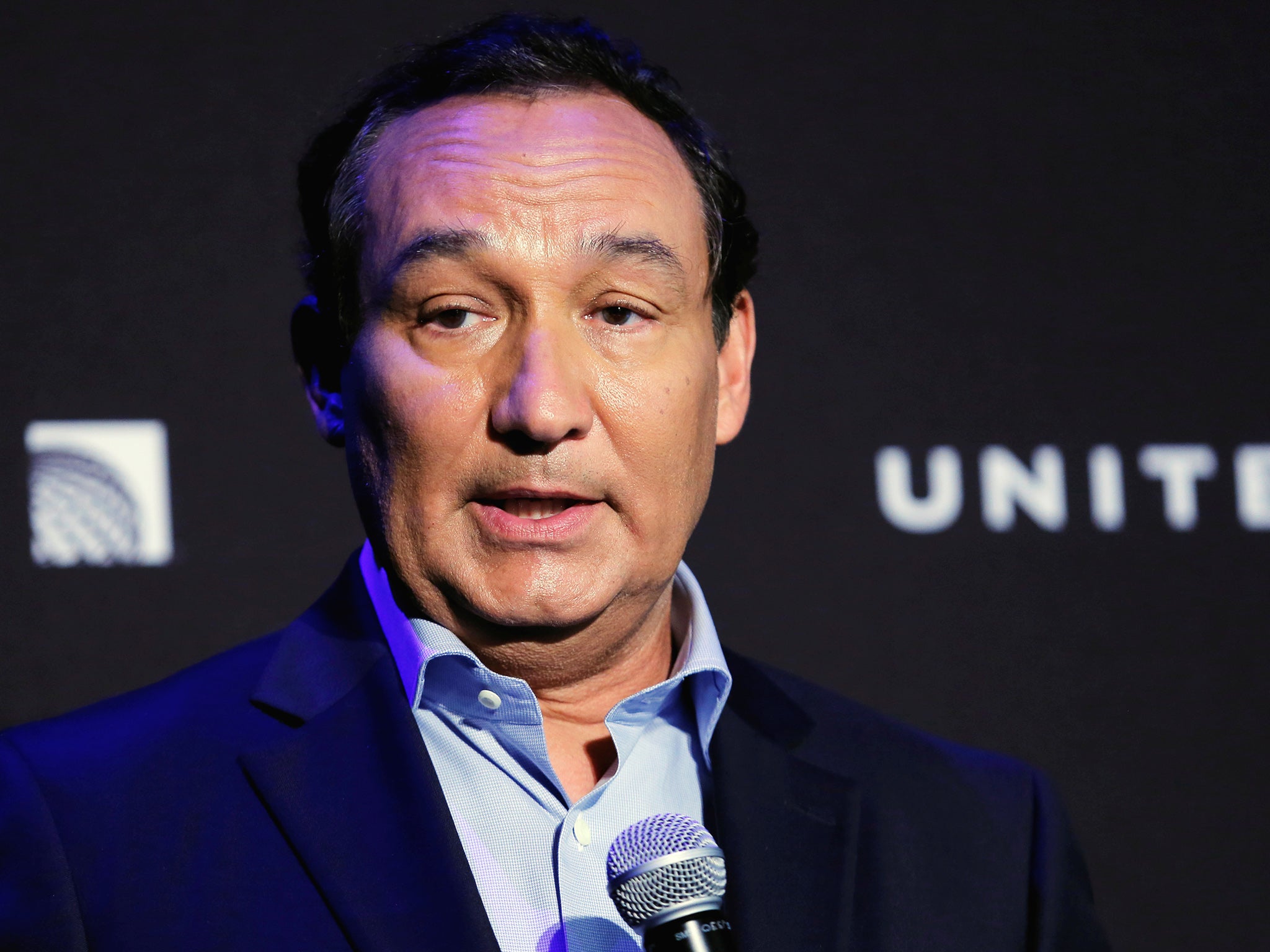 Oscar Munoz pitches in with his own relief fund for victims of Hurricane Harvey