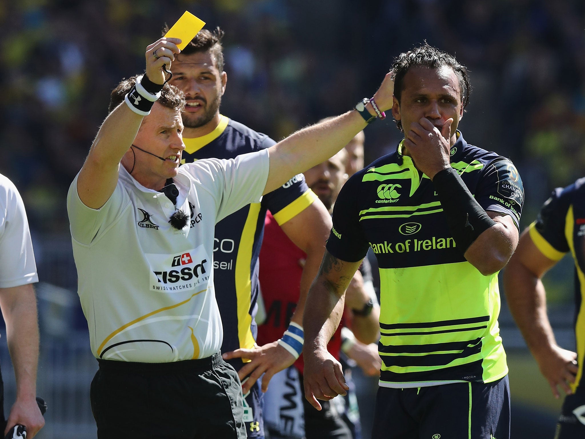 Isa Nacewa was shown a yellow card during the initial 15-minute blitz