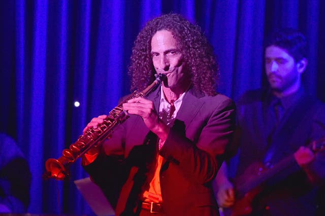 Kenny G played his sax for fellow passengers