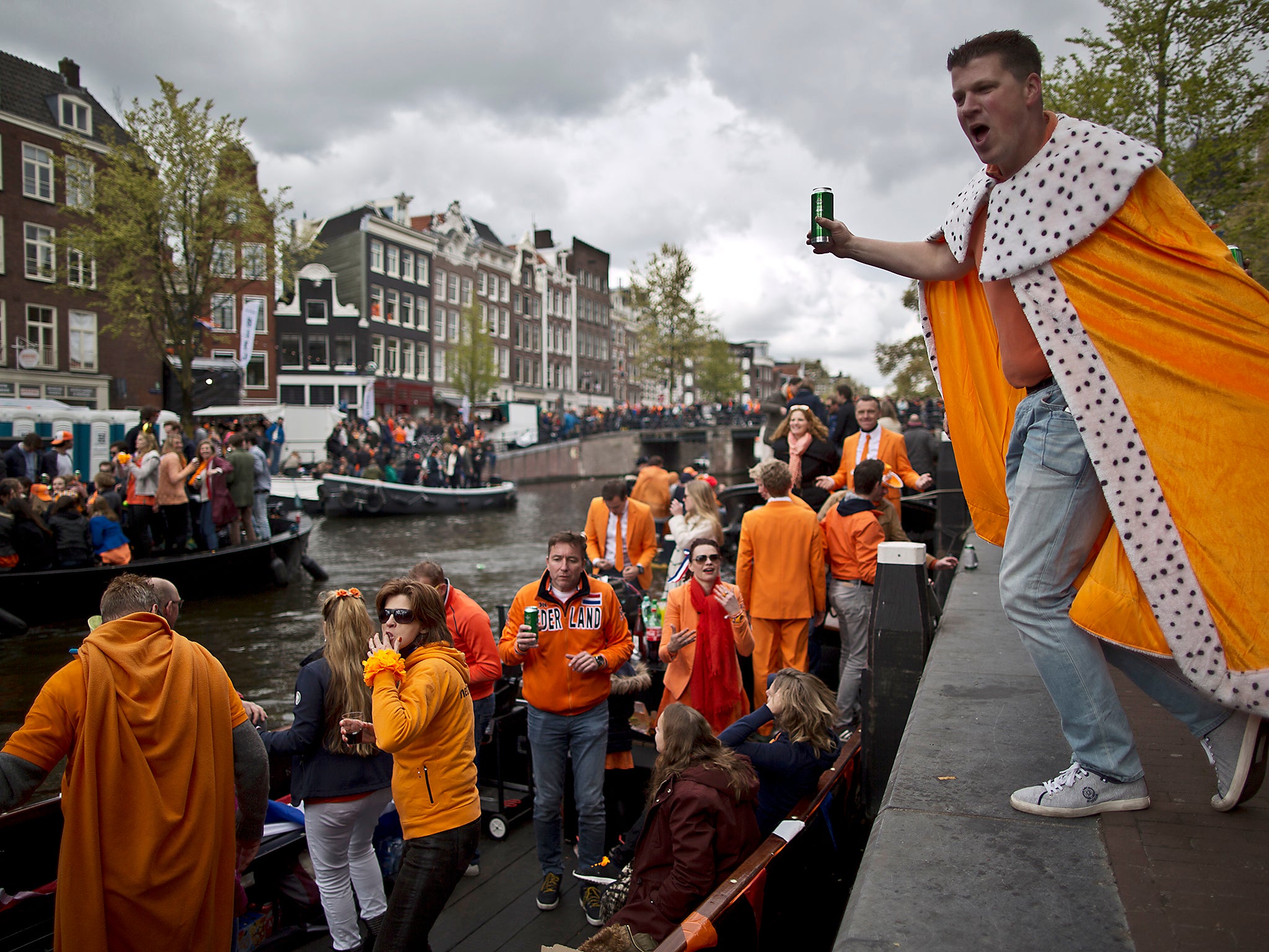 Tourism is "destroying" Amsterdam according to the marketing chief