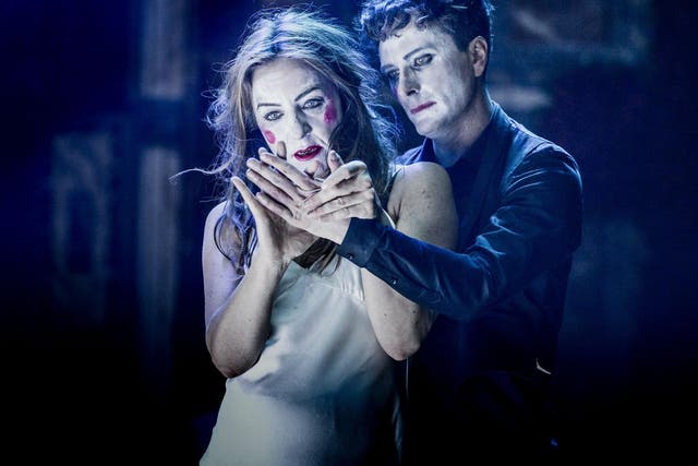 Kirsty Bushell as Juliet and Edward Hogg as Romeo in 'Romeo and Juliet' at the Globe