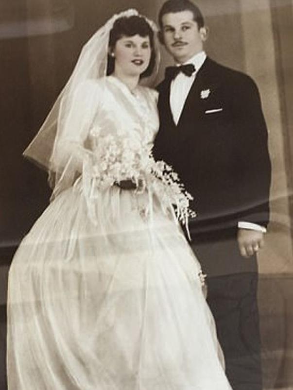 Isaac and Teresa Vatkin on their wedding day (Image: Leo Vatkin)