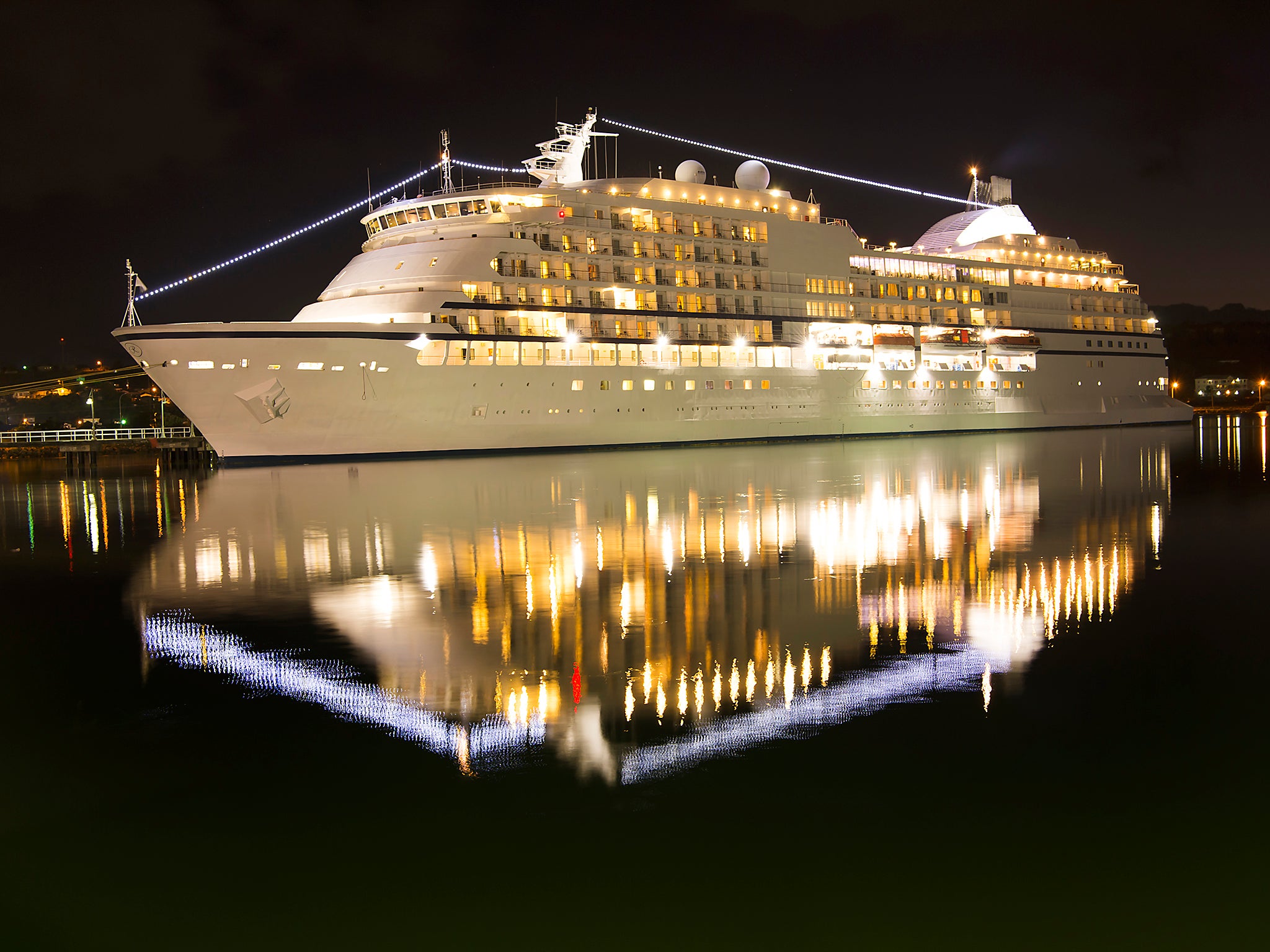 Regent Seven Seas cruise ship in Antigua