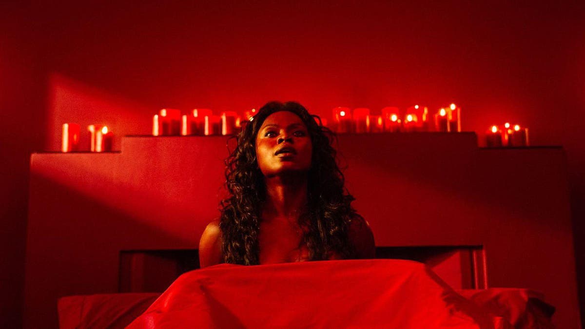 American Gods season 1 episode 1: How they pulled off that bonkers sex  scene | The Independent | The Independent