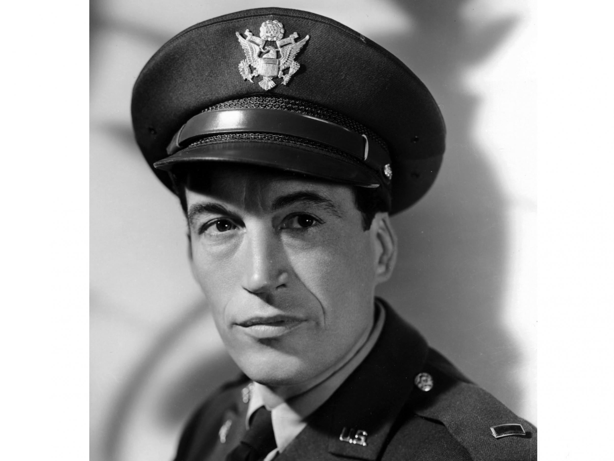 John Huston pictured in uniform, 1942