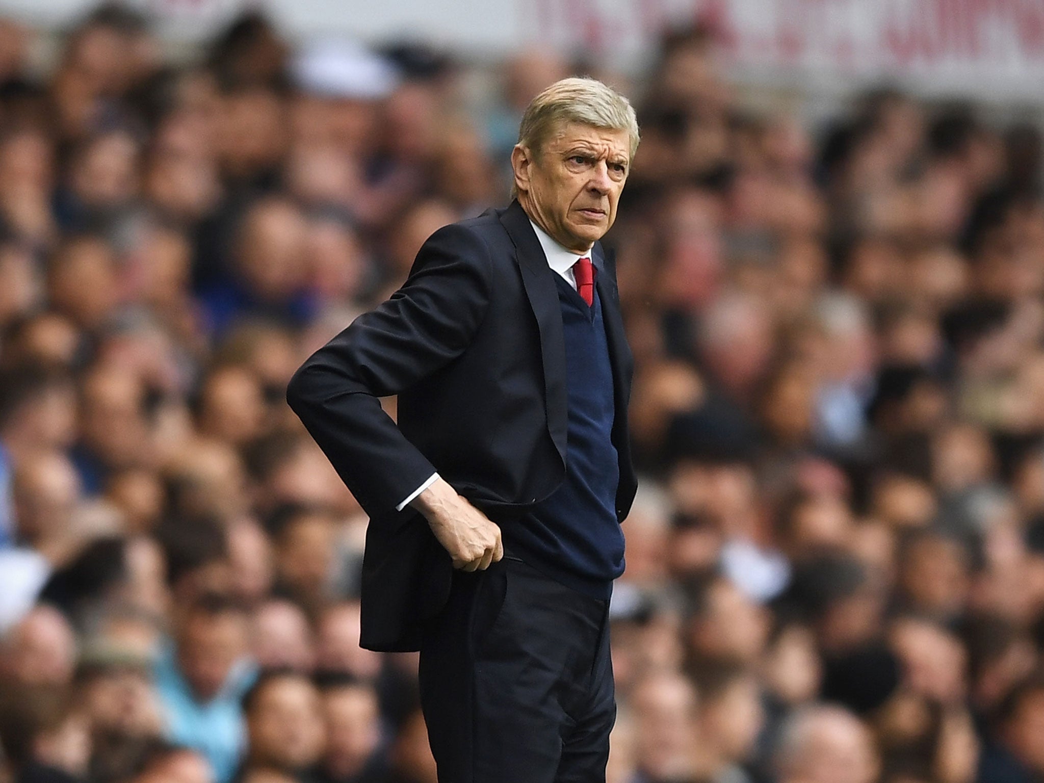 Arsene Wenger can still lead Arsenal to a successful season, says Gary Neville
