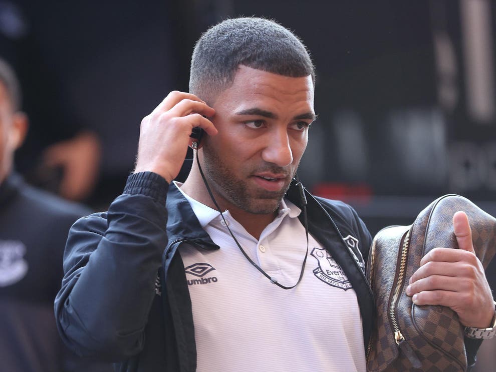 Clarke Carlisle offers support to Aaron Lennon as sport rallies around ...