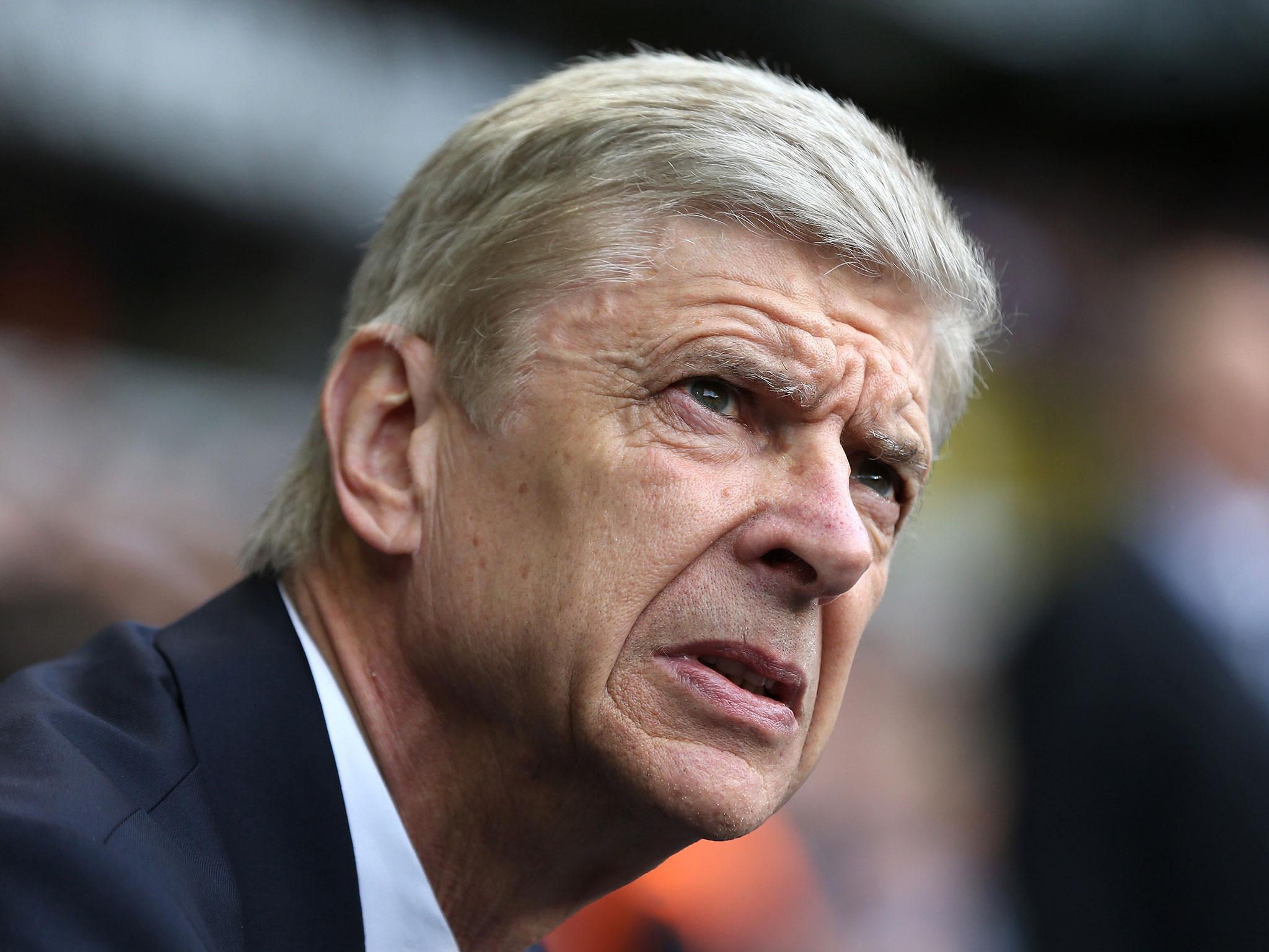 Arsene Wenger is expecting to face a strong Manchester United side on Sunday