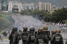 Hugo Chavez statue torn down in deadly Venezuela protest