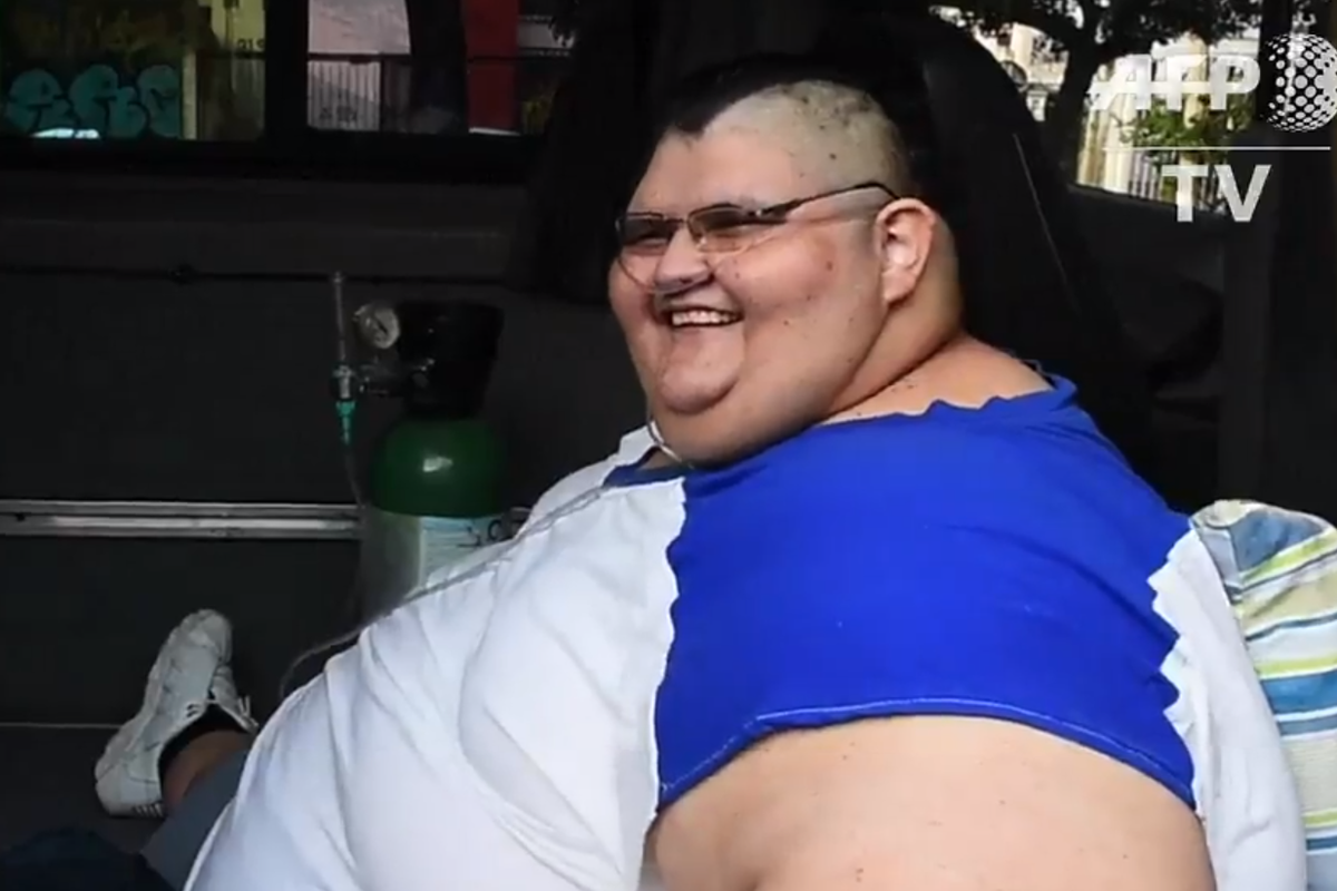 Сильно толстый человек. Хуан Педро самый толстый. Самый толстый человек в мире.