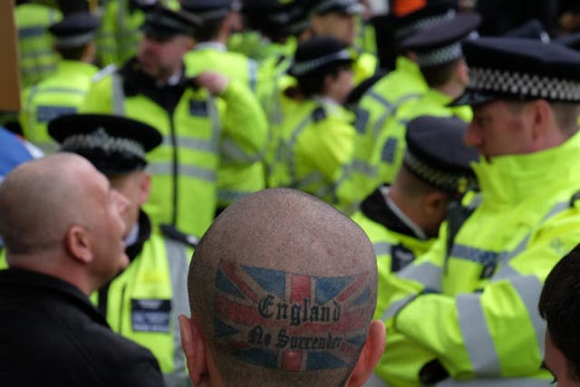 Fascist protesters meet police in Croydon demonstration