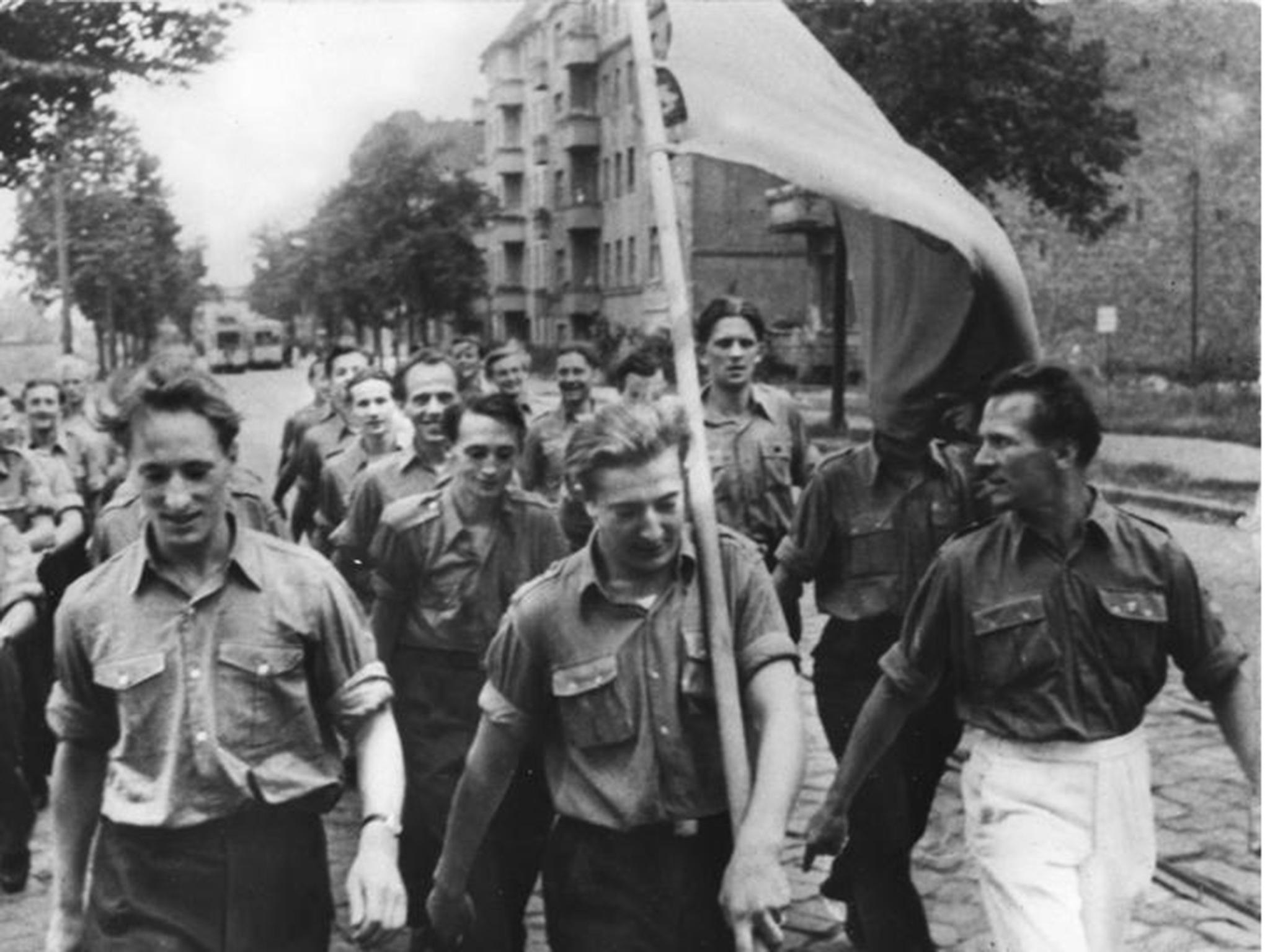 Kessler (left) with Erich Honecker (right) at a demonstration by the FDJ (free German youth) in Pankow, Berlin. Kessler would serve under Honecker when the latter led East Germany