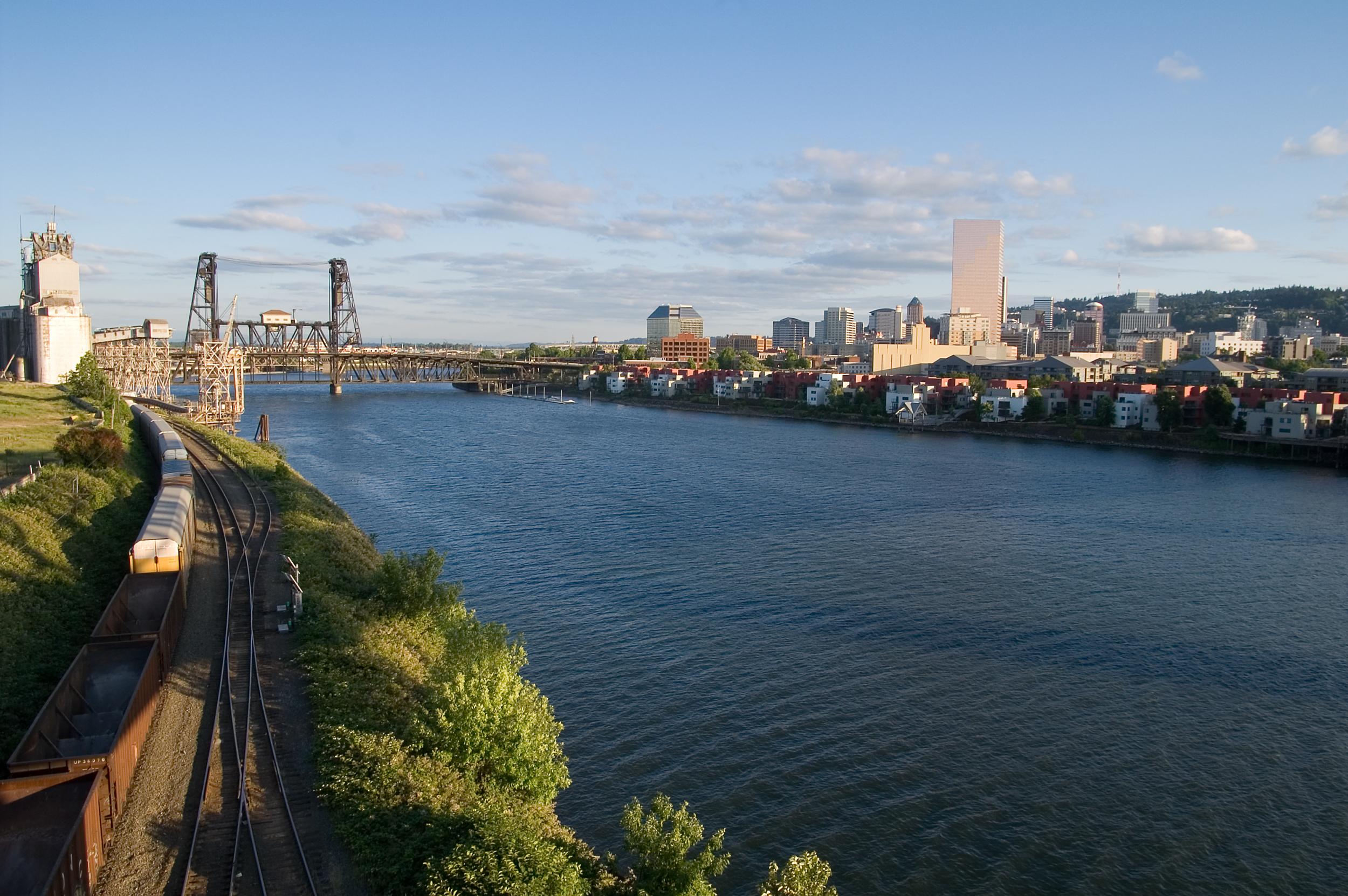 Portland sits on the Willamette River in the north-west corner of Oregon