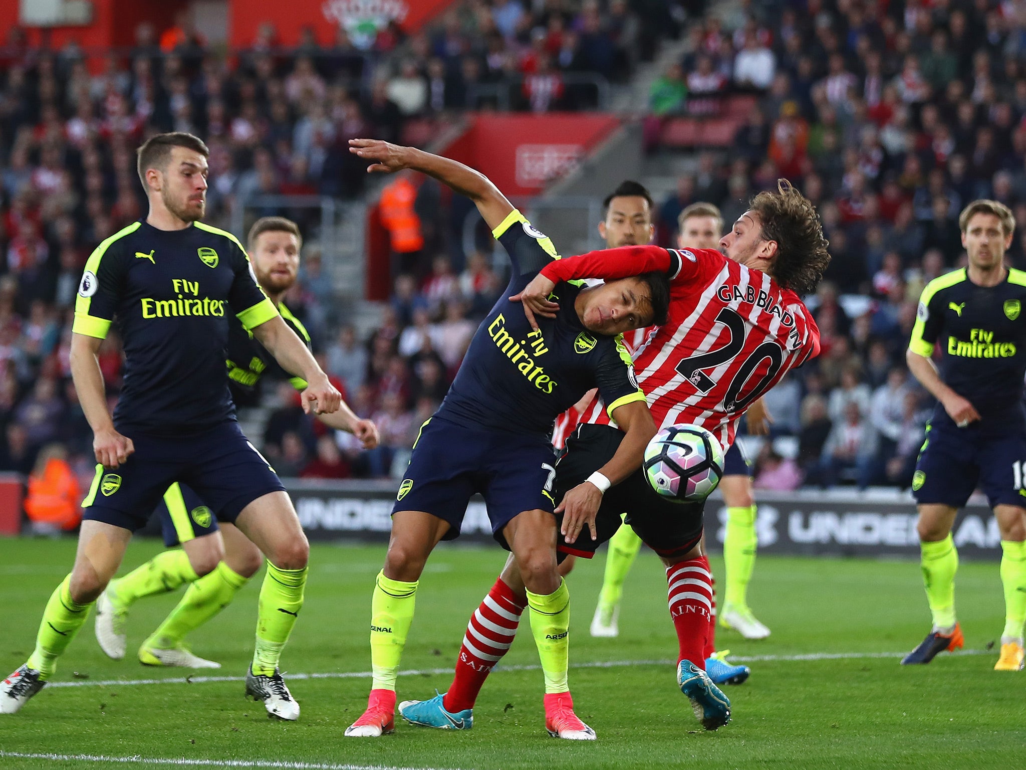 Arsenal struggled to create anything of note initially