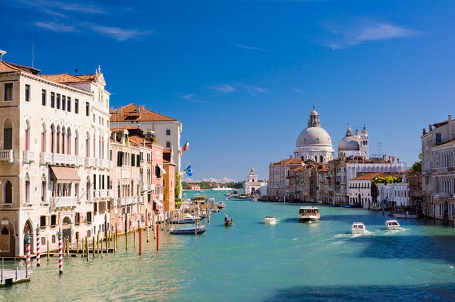 Venice is banning fast food outlets and kebab shops