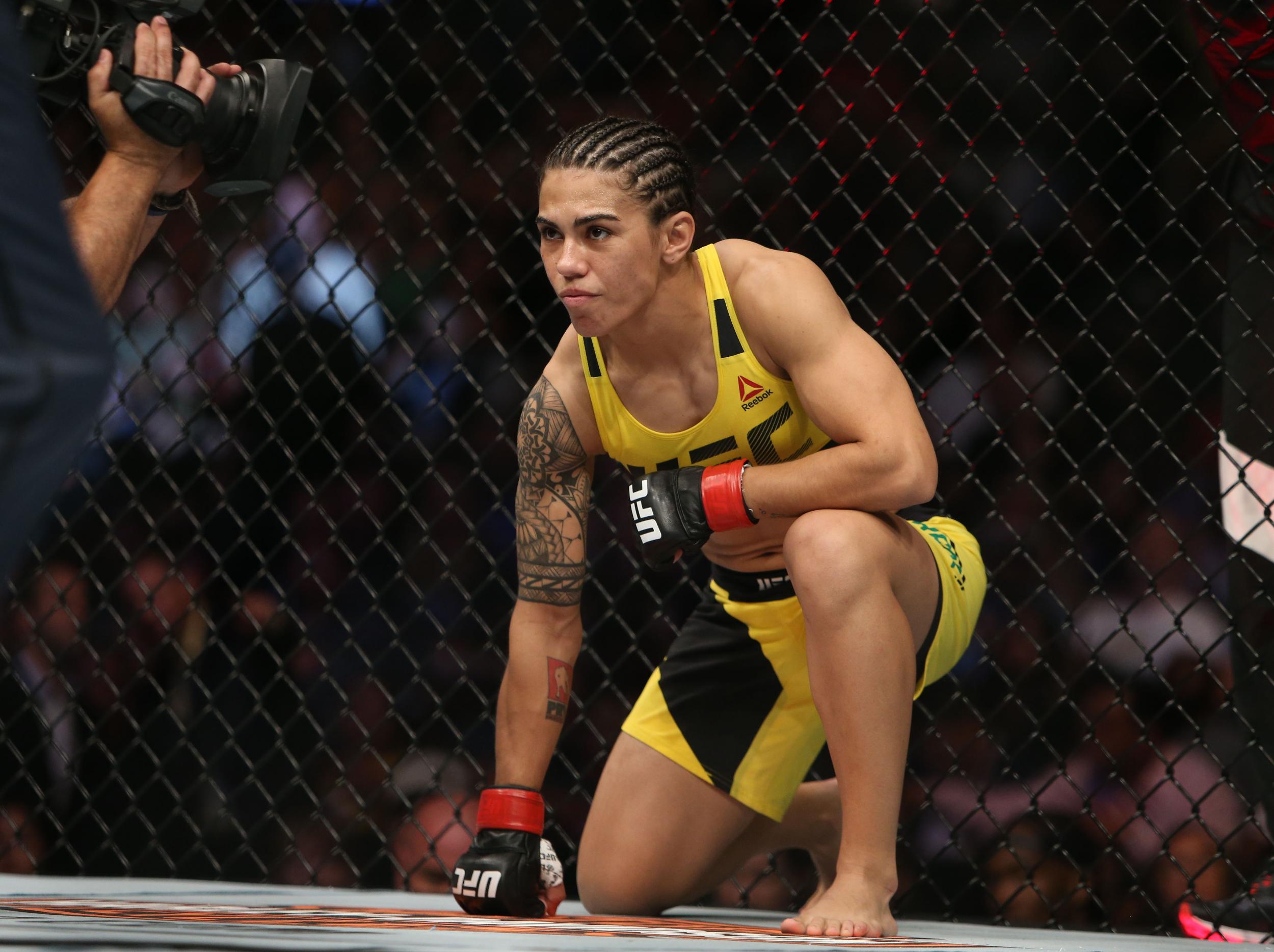 Jessica Andrade is a former strawweight champion