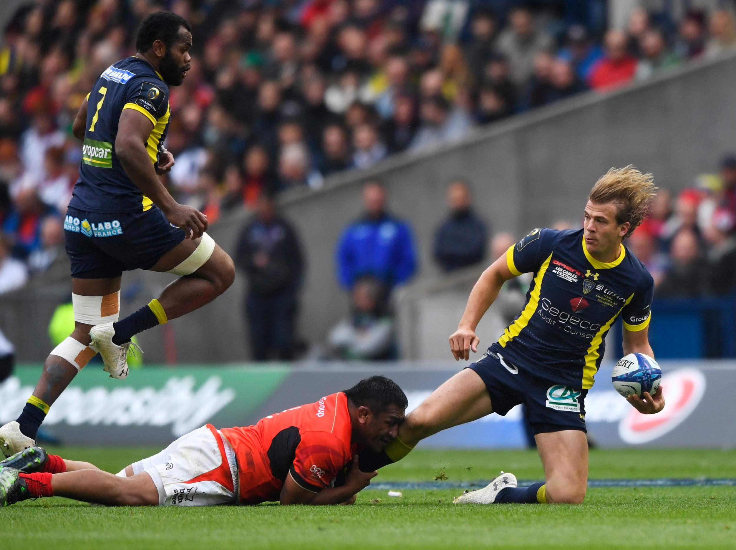 Won a pressure-relieving penalty on his own 5m line, and his powerful run off an attacking 5m scrum and subsequent offload set-up the try for Lamerat. A shame that he departed before the game was done.