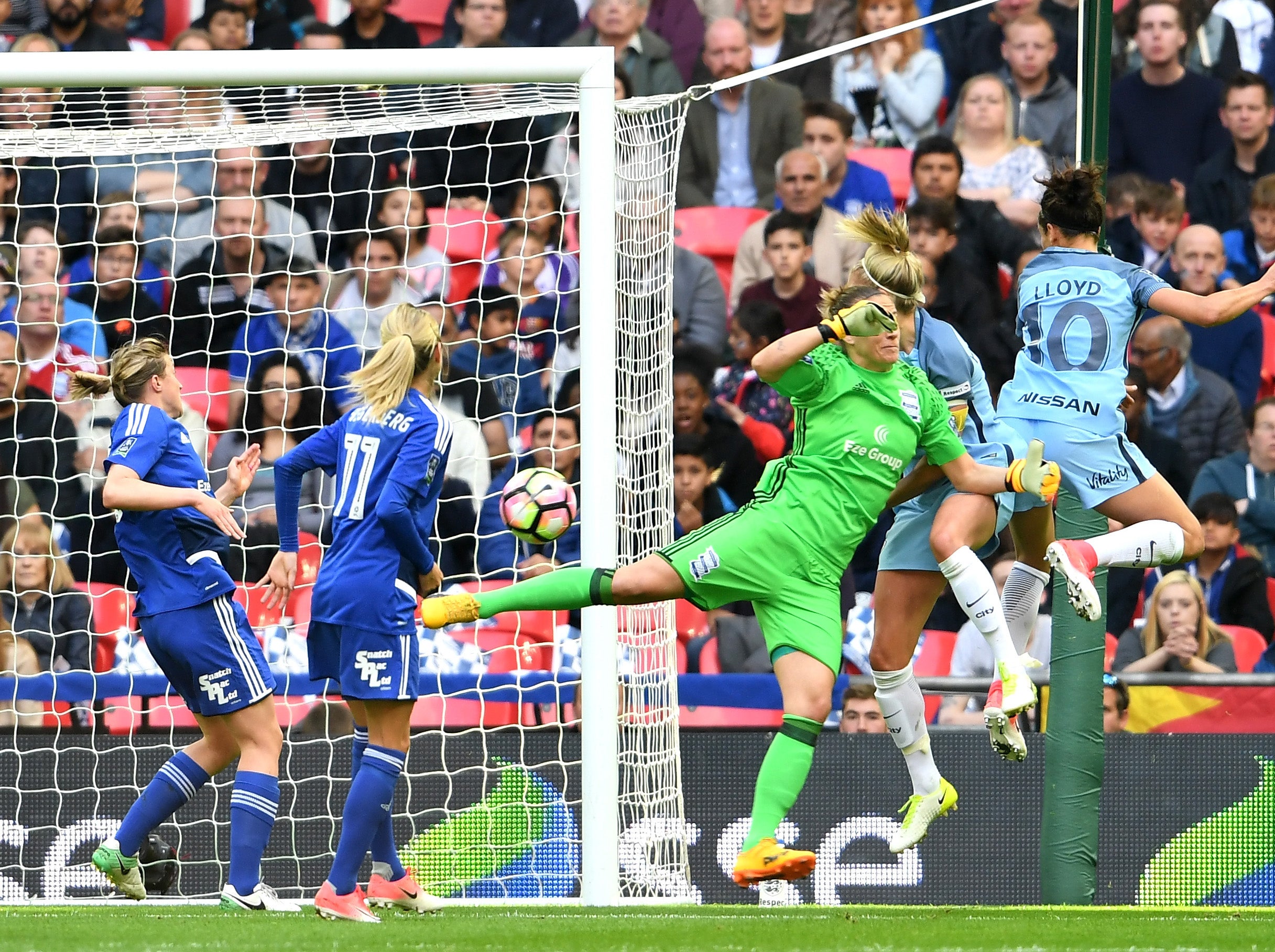 Lloyd got herself on the scoresheet with a fine header