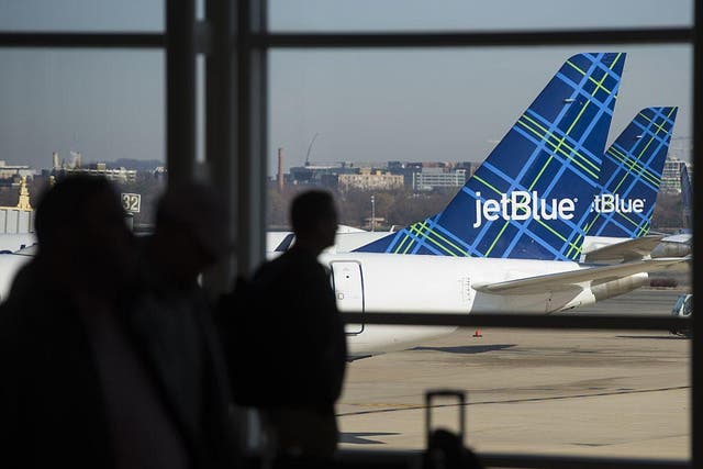 JetBlue evacuated a plane and kicked off a family when they stored a birthday cake in the wrong compartment