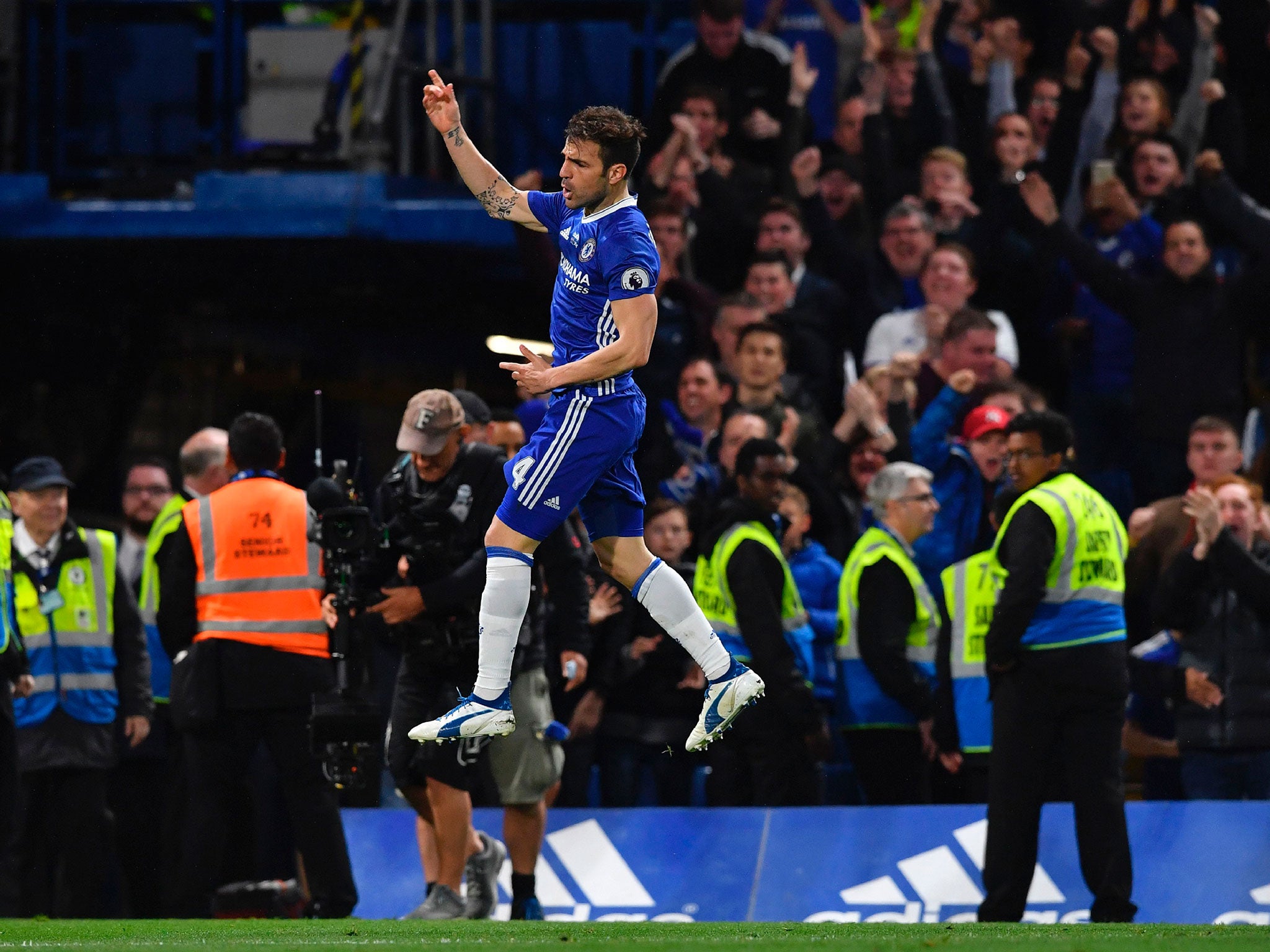 Cesc Fabregas celebrates Chelsea's winner