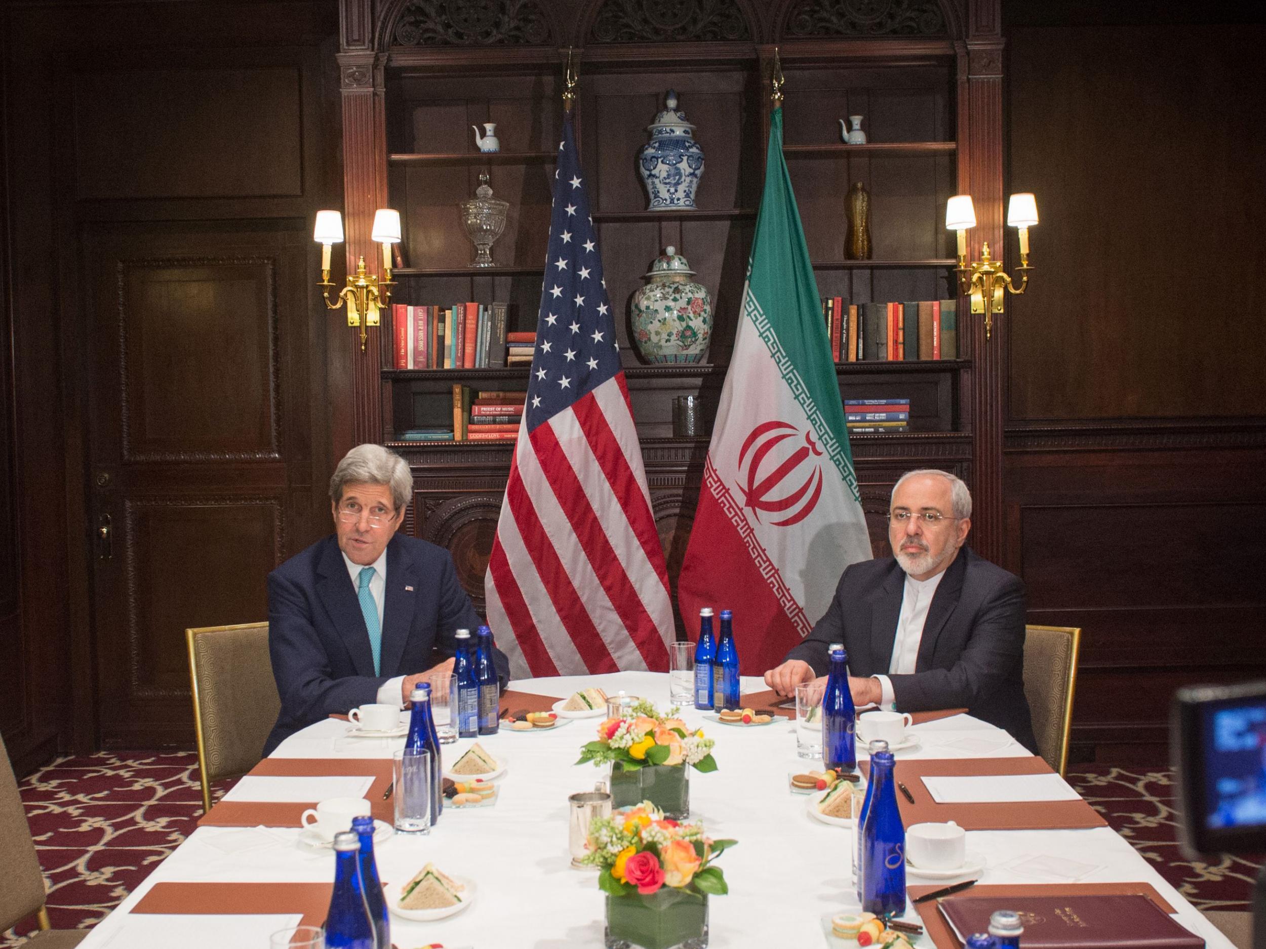 John Kerry meets Iran's Foreign Minister Mohammad Javad Zarif in April 2016