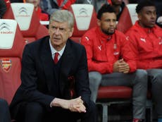 Adams claims Wenger 'couldn’t coach his way out of a paper bag'