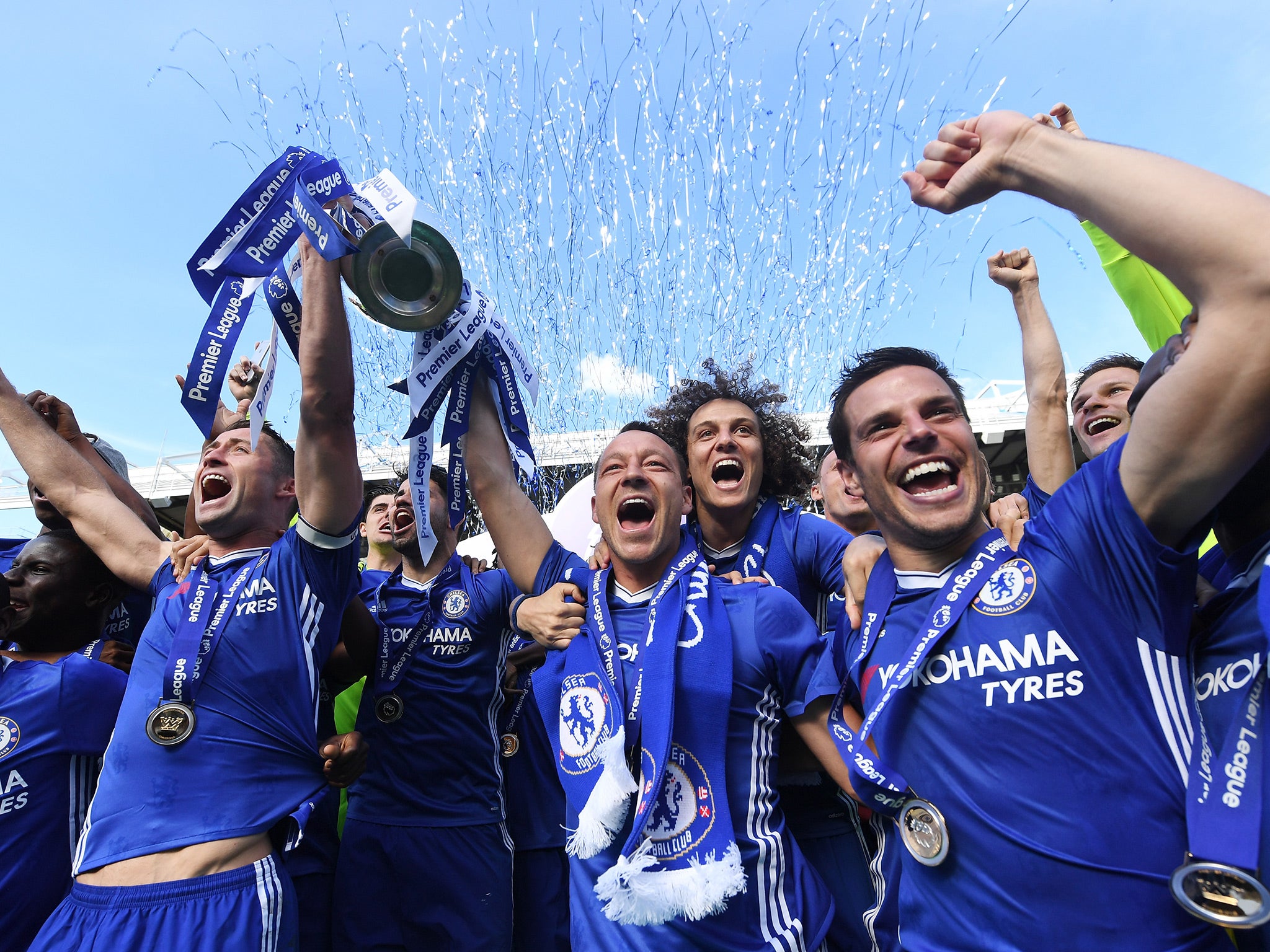 Chelsea's players lifted the Premier League trophy after beating Sunderland on Sunday