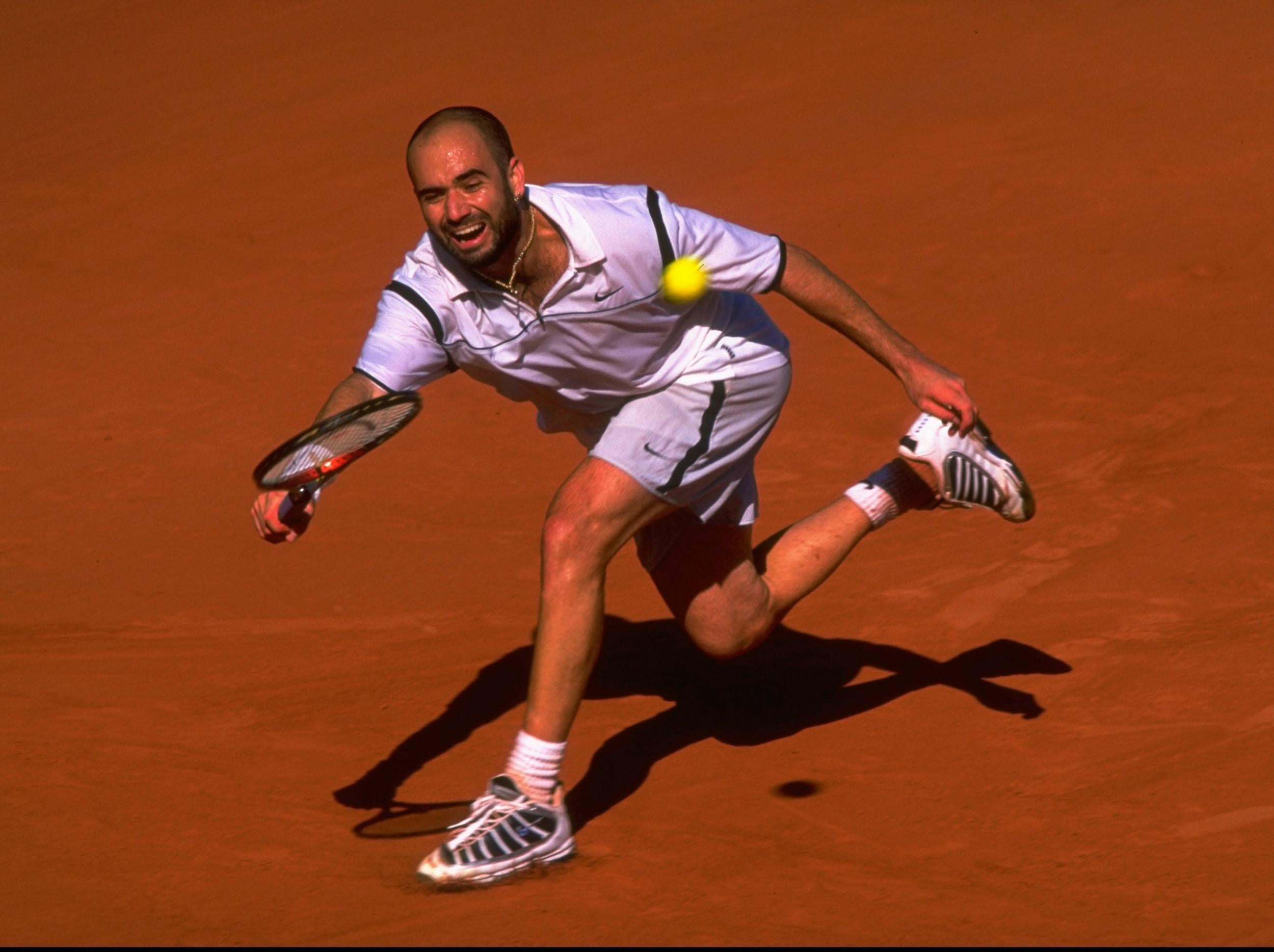 Agassi completed a career Slam at the French Open, in 1999