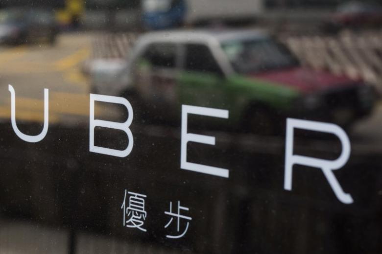 Police said they arrested 21 Uber drivers on Tuesday for illegal car-hiring