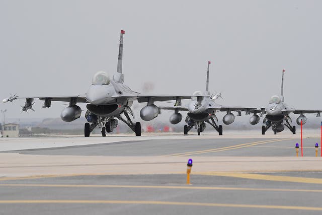 US F-16 jet fighters