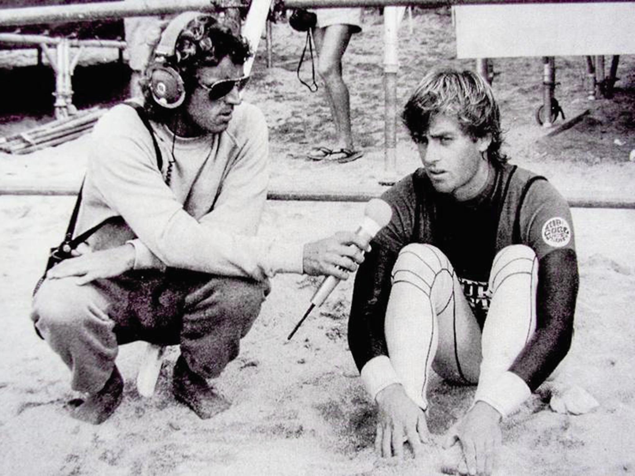 Deerhurst interviews Tom Curren in 1985. Curren was to become three-time world champion