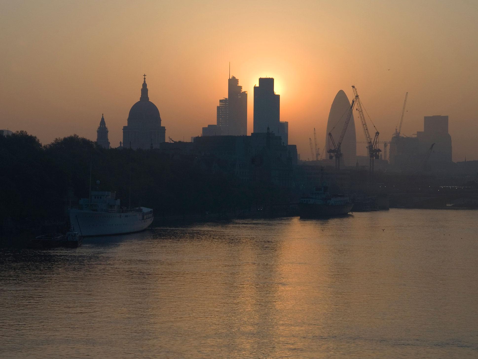Sunrise over London after a smog alert was issued