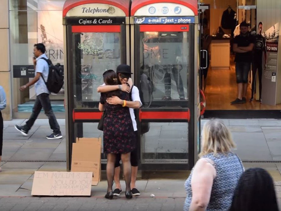 Free hugs in Market Street