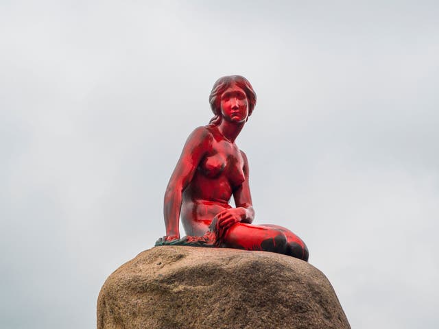 Copenhagen's world famous statue of The Little Mermaid is pictured after it has been exposed to vandalism and was painted red on 30 May, 2017