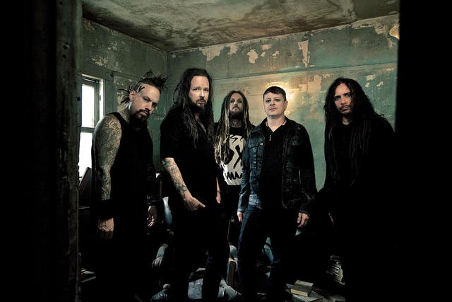Korn, from left to right, Fieldy