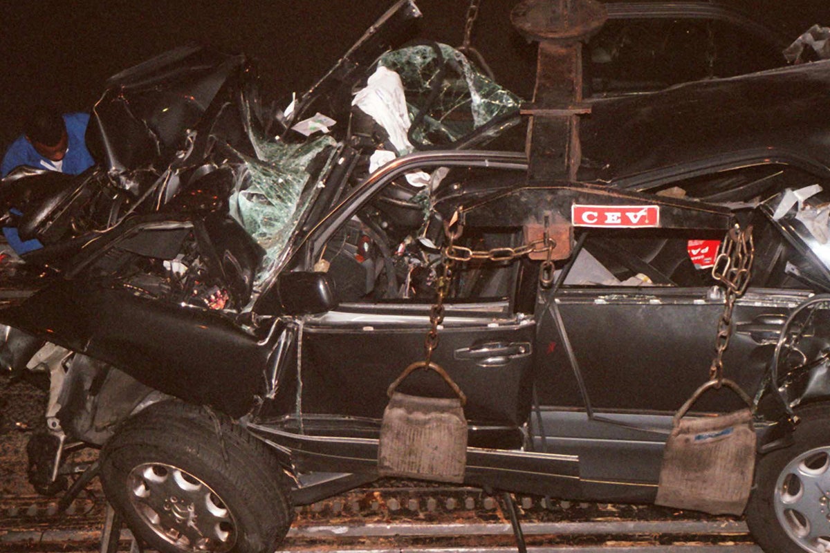 Princess Diana: Paris car she travelling in when killed was a 'hugely  dangerous' rebuilt wreck, say reports | The Independent | The Independent