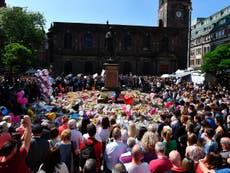 Homeless man uses money given to buy flowers for Manchester victims