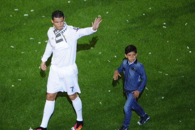 Ronaldo's son wowed the crowds with his skills