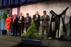 Election hero Lord Buckethead agrees to take care of Brexit