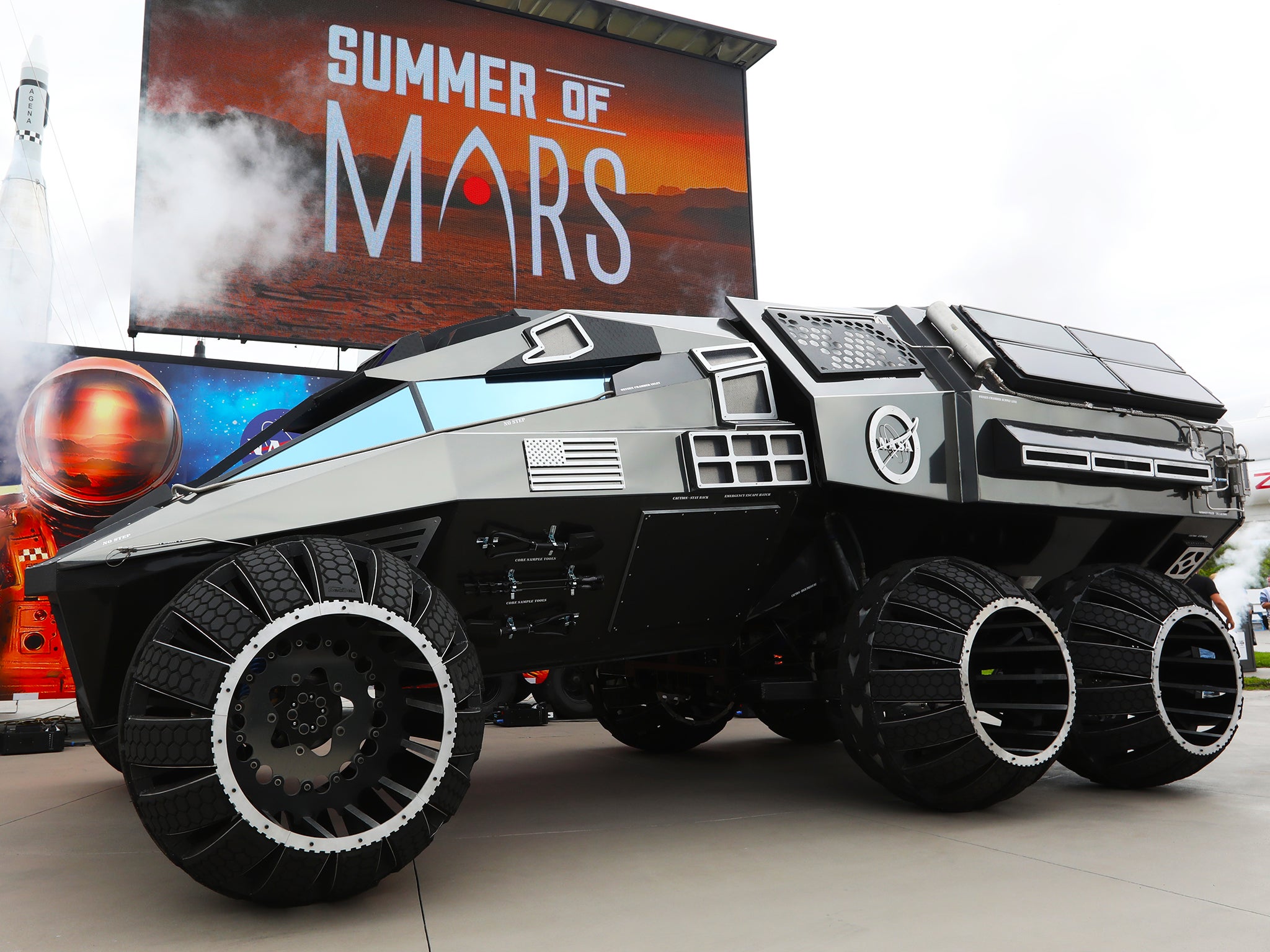 outer space martian vehicle