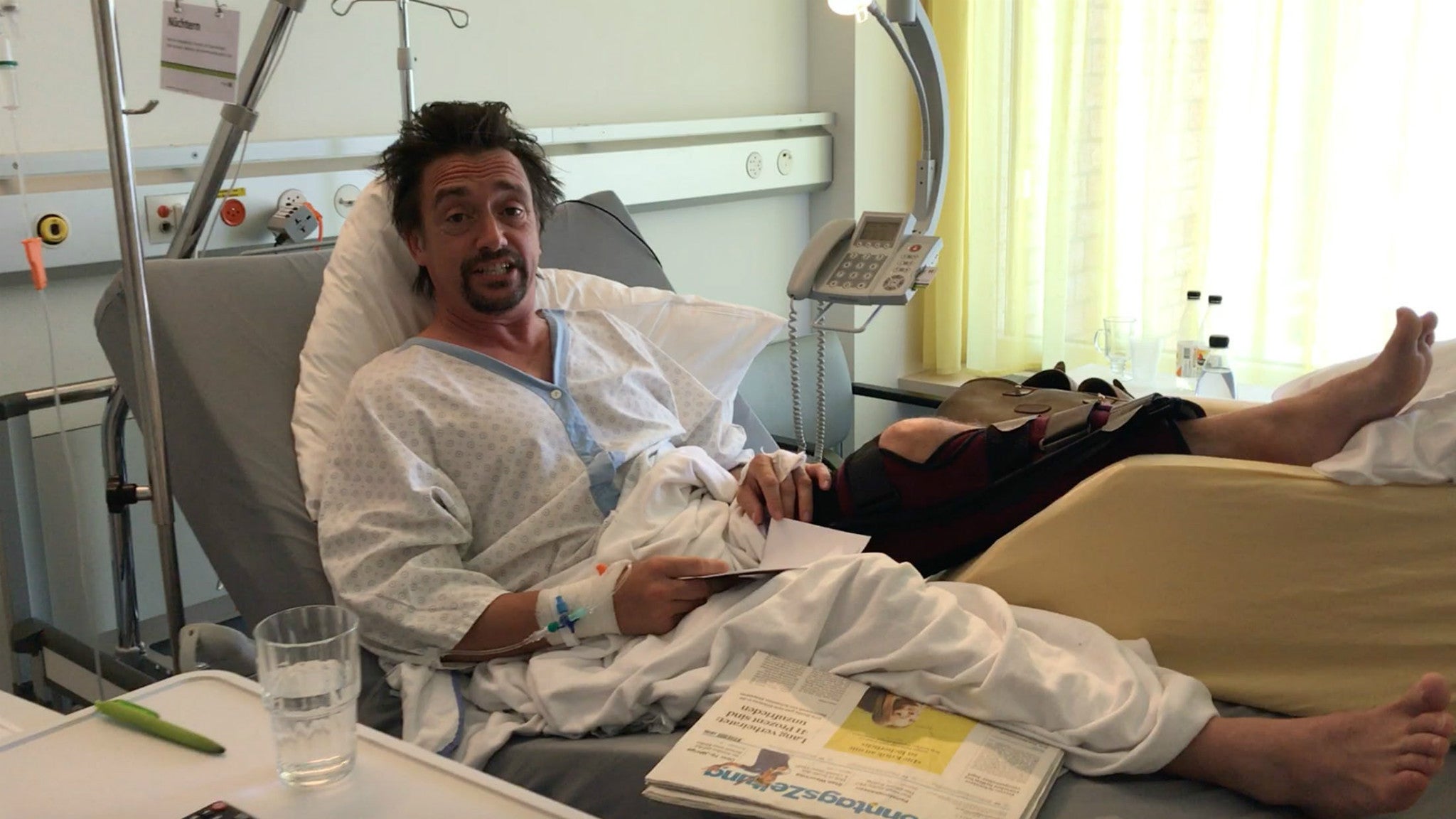 Richard Hammond in a hospital bed