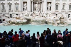Rome bans eating and drinking around its famous fountains