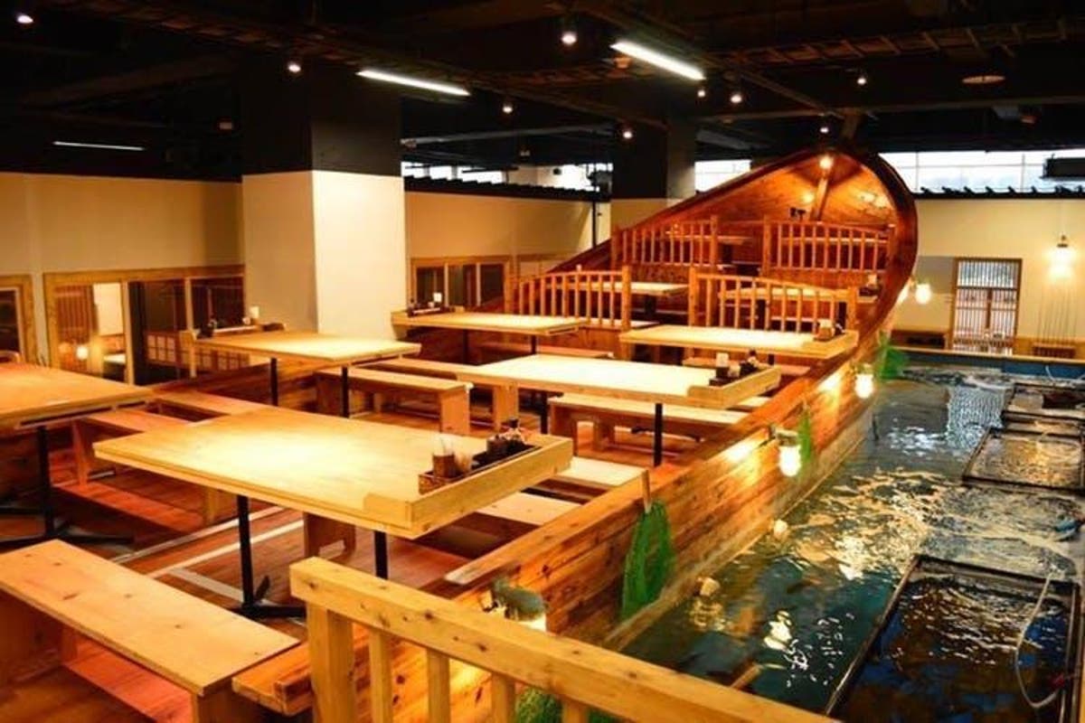 The Japanese restaurant where diners catch their own fish
