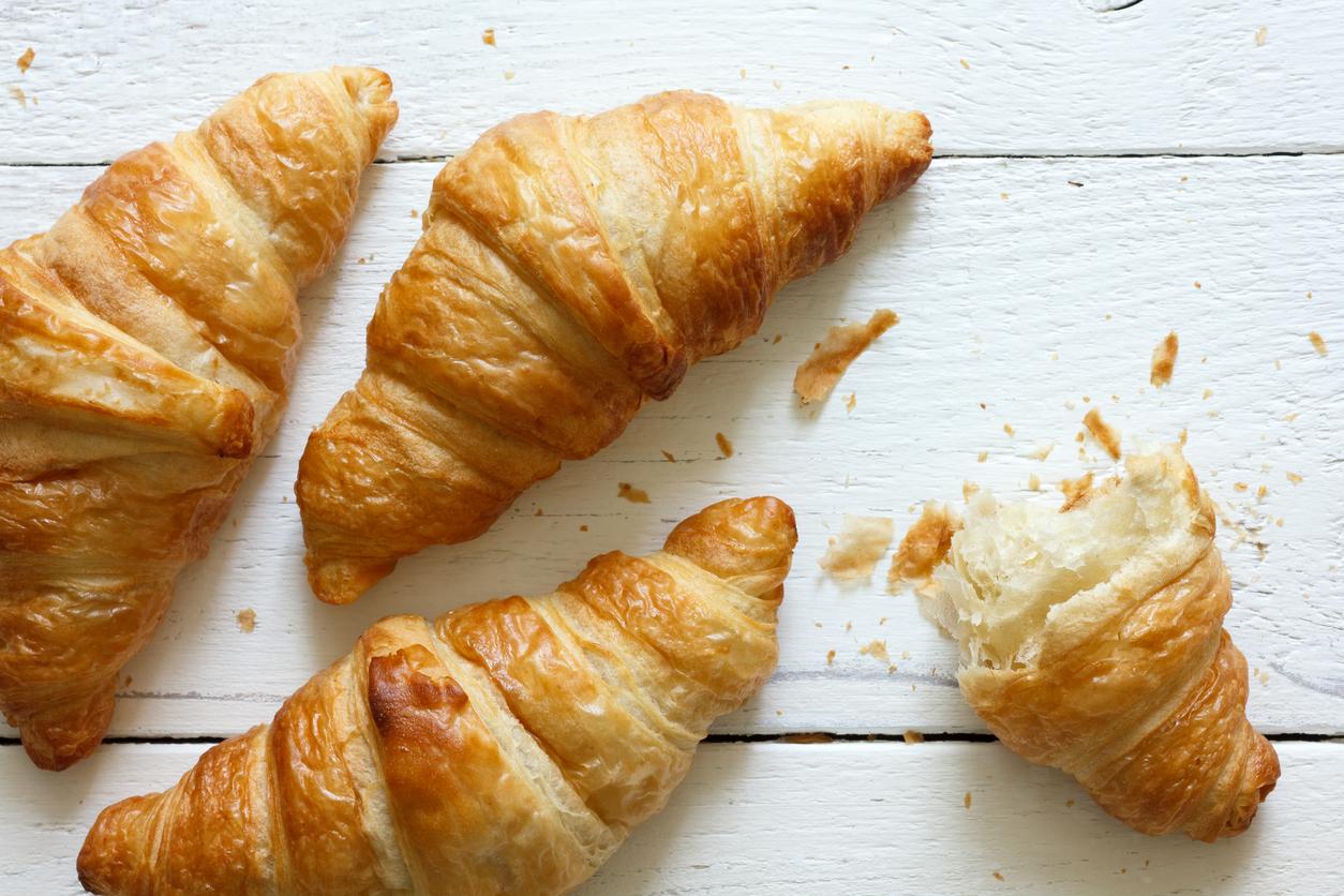 french croissant