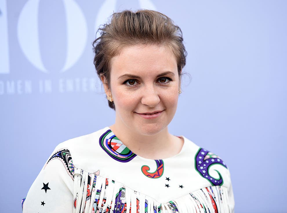 Lena Dunham Shows off Weight Loss With Naked Instagram Pic