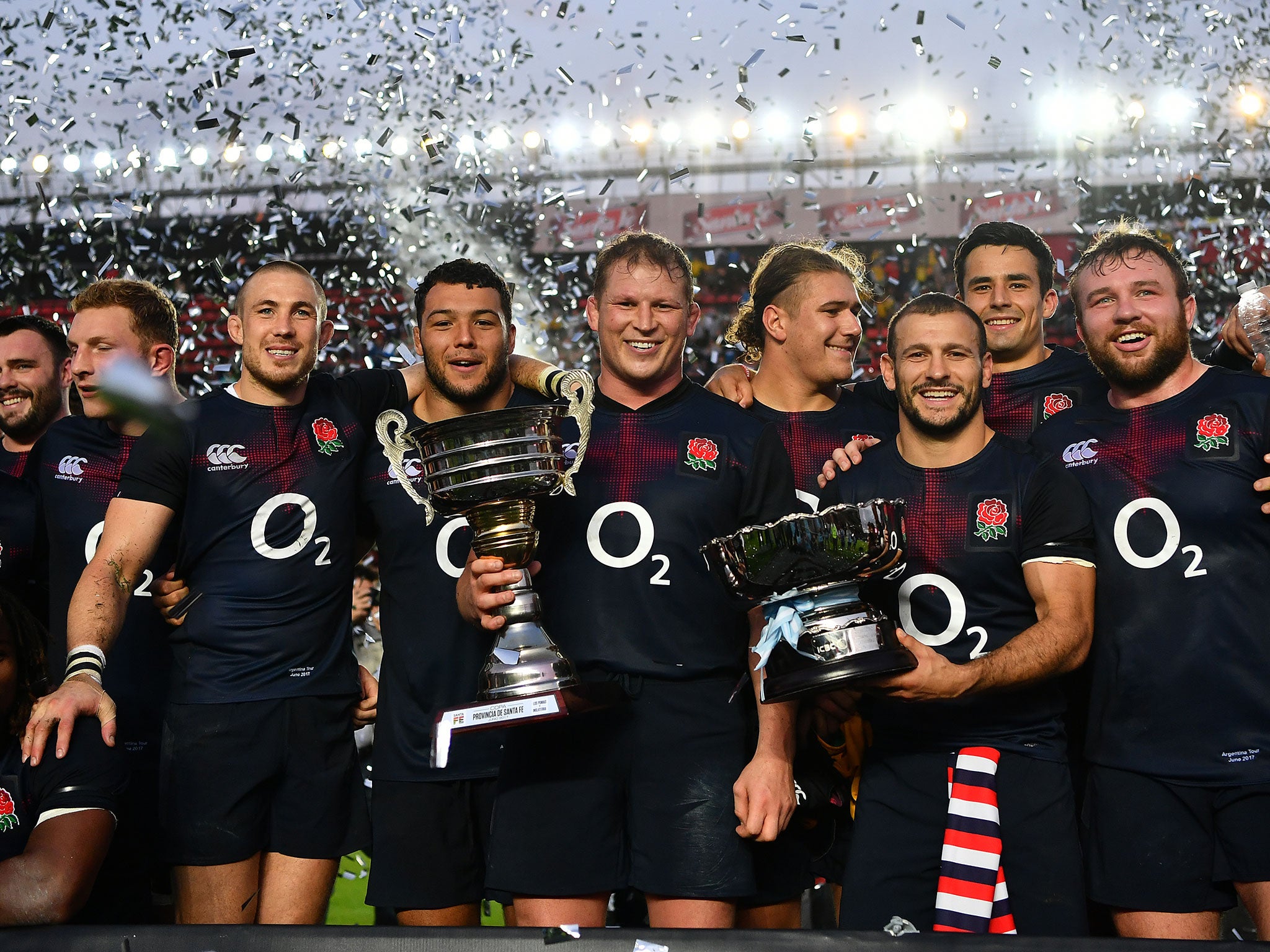 Dylan Hartley with his team mates following victory during the ICBC Cup match between Argentina and England at Estadio Brigadier General Estanislao Lopez on on 17 June
