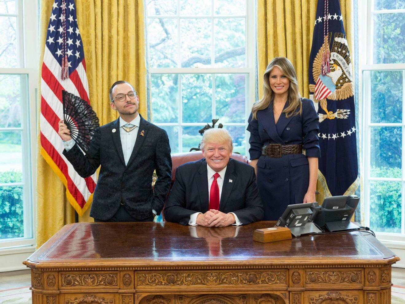 Nikos Giannopoulos with Donald and Melania Trump in the Oval Office
