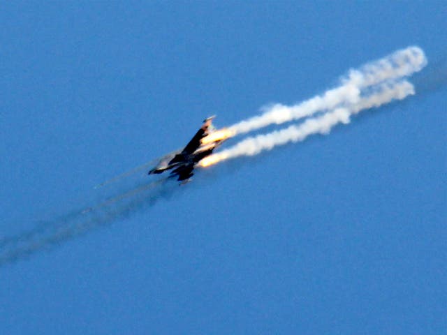 A Syrian jet (similar to the one pictured on 23 March 2017) was shot down by US forces on Sunday