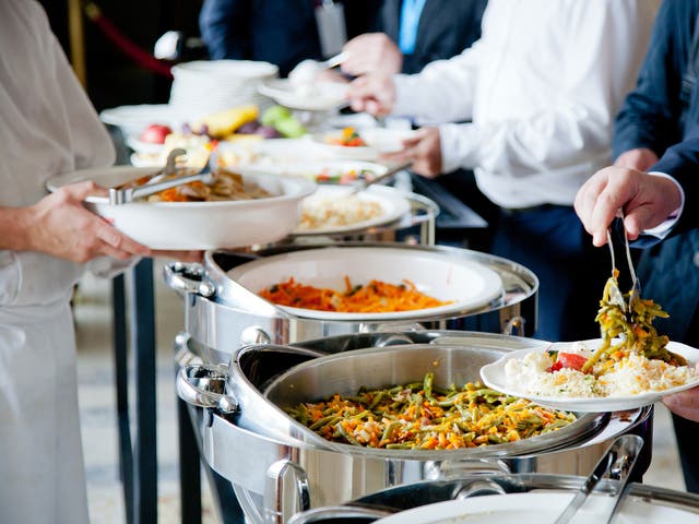 <p>Food poisoning is a serious issue in the UK and around the world</p>